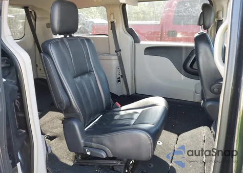 2014 Chrysler Town & Country Touring z USA, uszkodzony, nr VIN 2C4RC1BG2ER124461